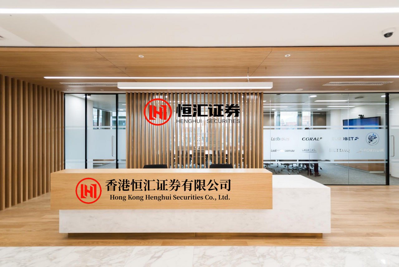 绵竹配资平台 《老舅》直到杨小姐爬上床，被崔国明拒绝，才知李小珍为何殒命